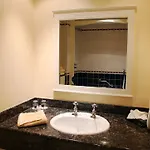 Panzió Reddans Of Bettystown Luxury Bed & Breakfast, Restaurant And Bar Louth
