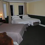 Reddans Of Bettystown Luxury Bed & Breakfast, Restaurant And Bar 3*