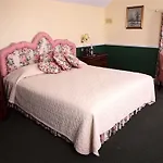 Bed & Breakfast Reddans Of Bettystown Luxury Bed & Breakfast, Restaurant And Bar
