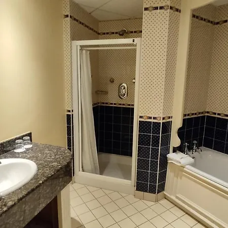 Reddans Of Luxury Bed & Breakfast, Restaurant And Bar לינה וארוחת בוקר