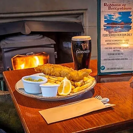 Bed & Breakfast Reddans Of Bettystown Luxury Bed & Breakfast, Restaurant And Bar
