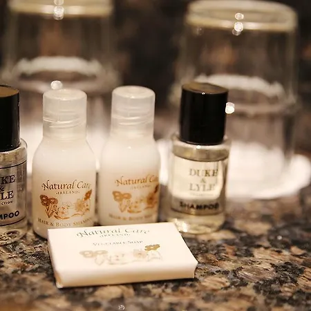 Reddans Of Luxury Bed & Breakfast, Restaurant And Bar לינה וארוחת בוקר