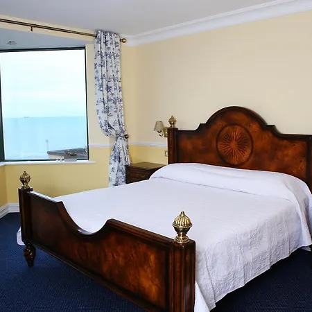 Reddans Of Luxury Bed & Breakfast, Restaurant And Bar