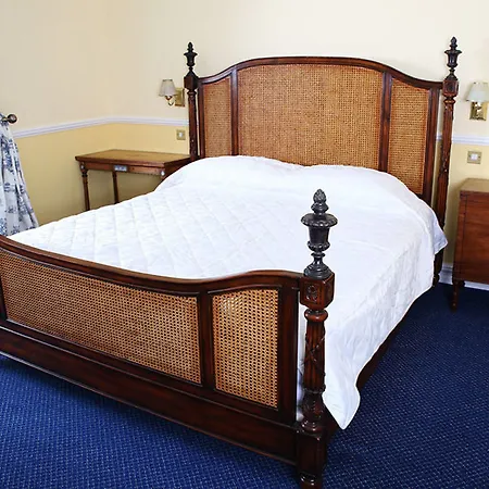 Reddans Of Bettystown Luxury Bed & Breakfast, Restaurant And Bar 3*