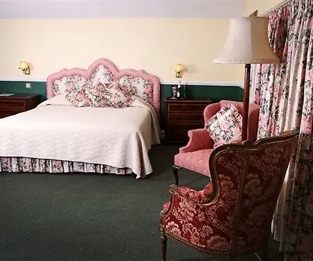 Reddans Of Luxury Bed & Breakfast, Restaurant And Bar לינה וארוחת בוקר 3*