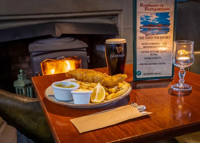 Bed & Breakfast Reddans Of Bettystown Luxury Bed & Breakfast, Restaurant And Bar